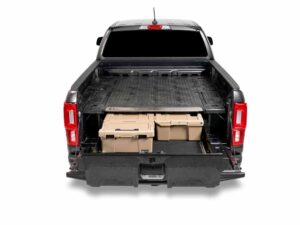 Laatikostot ja Lavetit