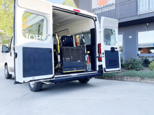 Dhollandia pyörätuolihissi