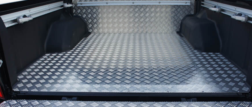 RealTruck Alu Liner lavasuoja - Image 2