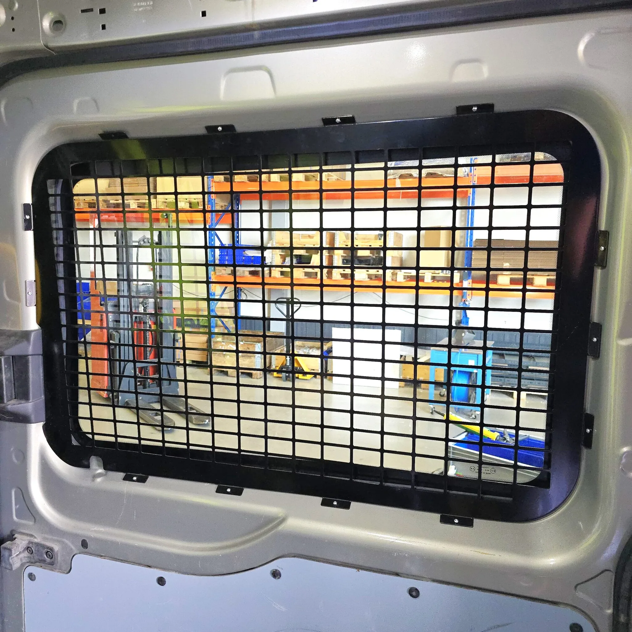 Ford Transit Van 14- ikkunakalteri liukuoveen - Image 2