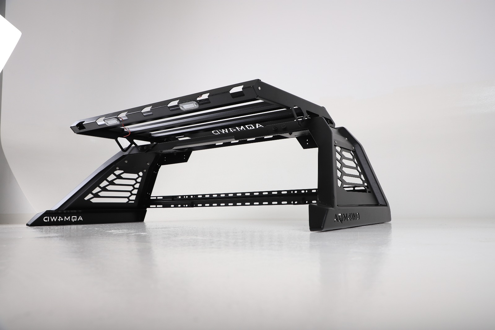 Musta teräksinen lavakaari tasolla - Image 2