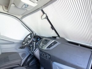 Tuulilasin pimennysverho Ford Transit 2019-