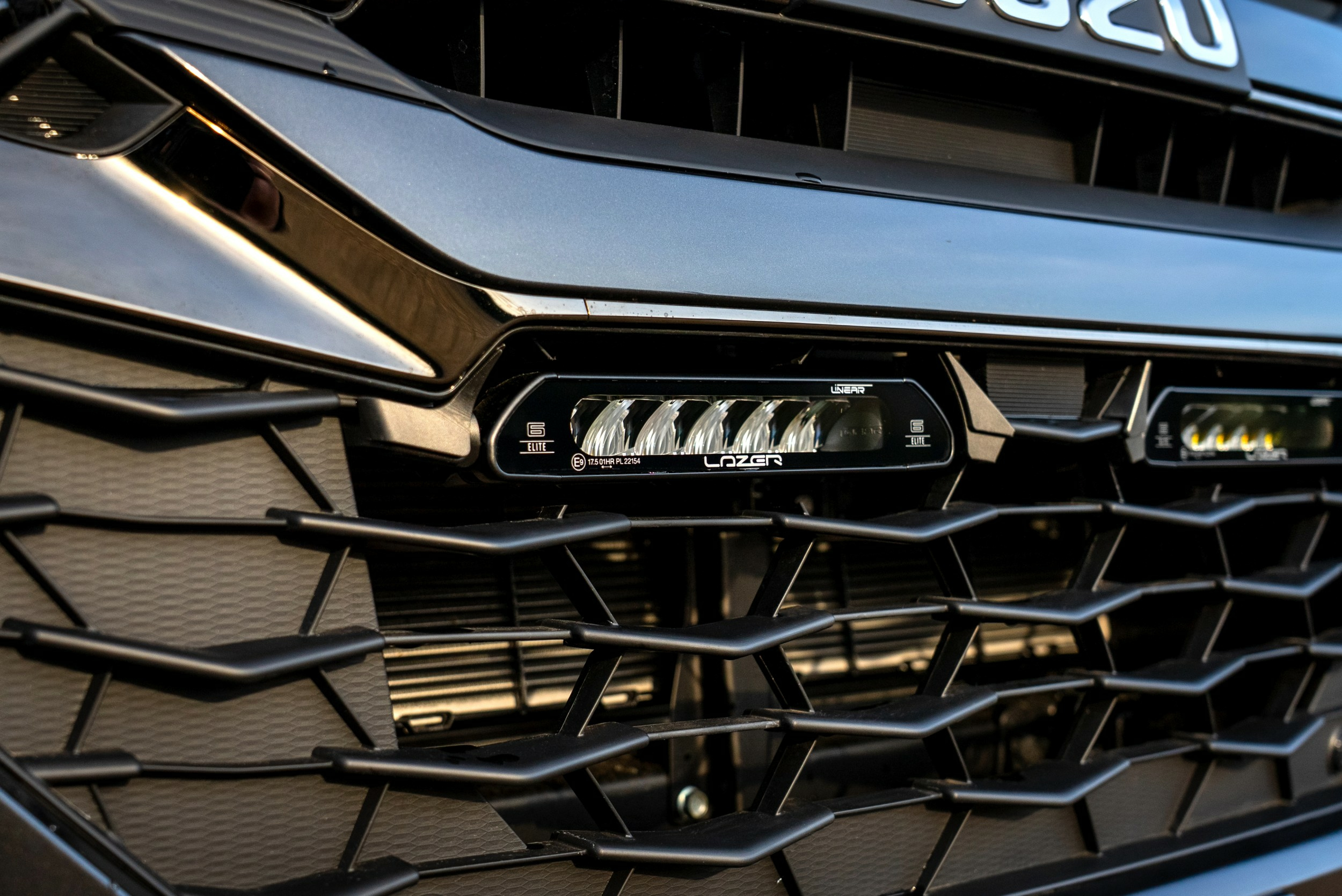 Lazer Linear Isuzu D-Max 25- Maskisarja - Image 3