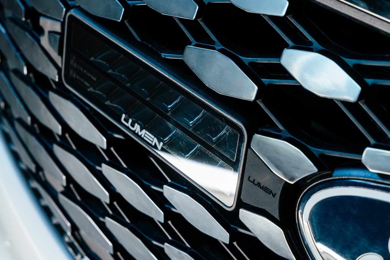 Ford E-Transit Custom 24- maskisarja Lumen Helios - Image 2