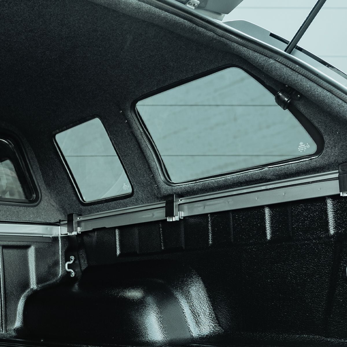 Lavakate Alpha Type-E Toyota Hilux 16- DC - Image 6