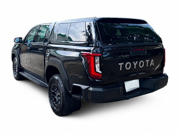 Elysium lavakate Toyota Hilux DC 2026